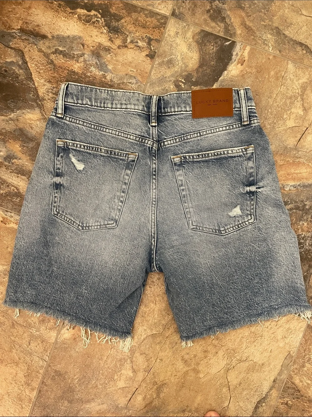 NWOT Lucky Brand 90’s Loose Short Light Blue Denim Jean Cut Off Long Shorts